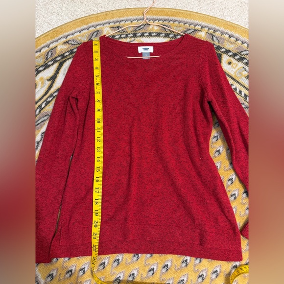 Old navy red sweater - Picture 3 of 5